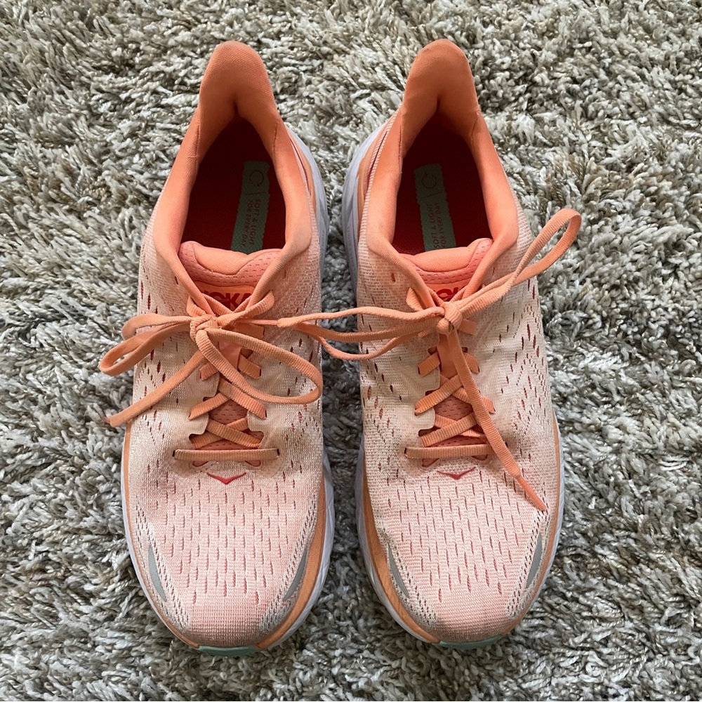 Hoka Clifton 8 Running Shoes Size 9.5
